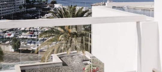 Aparthotel Marina Bay View - adults only