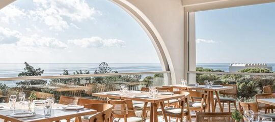 Hotel Kakkos Bay Resort