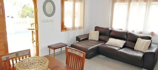 Villa's Calpe met privézwembad - inclusief huurauto