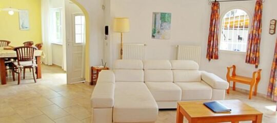 Villa's Moraira met privézwembad - inclusief huurauto