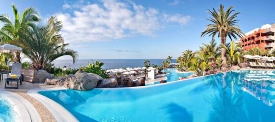 Adrián Hoteles Roca Nivaria