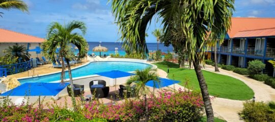 Divi Flamingo Beach Resort