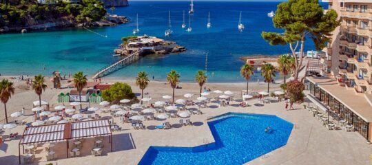 Grupotel Playa Camp De Mar