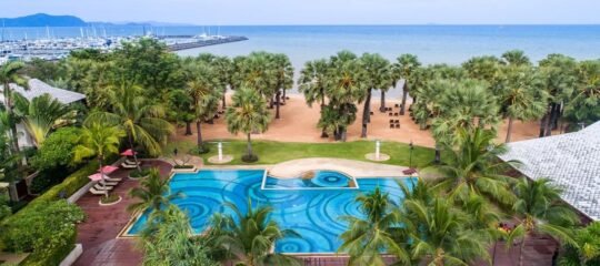 Ravindra Beach Resort & Spa