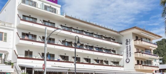 Fergus Style Soller Beach