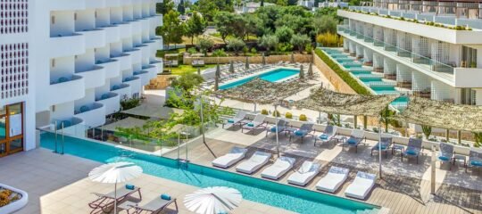 Inturotel Cala Esmeralda Beach Hotel & Spa