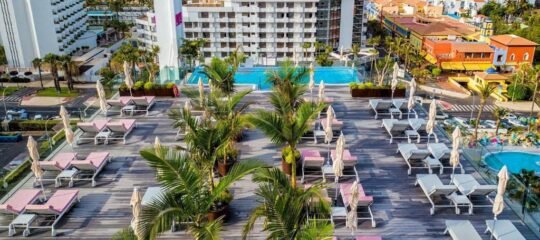 Spring Hotel Bitacora