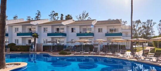 Universal Aparthotel Elisa