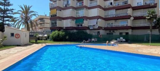 SHR057 Estudio con piscina y cerca de la playa