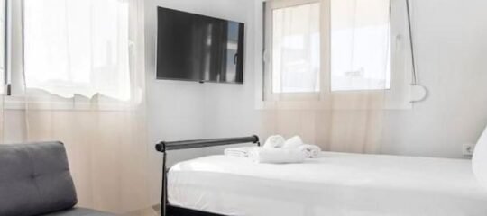 Elegant Suite near Beach 6