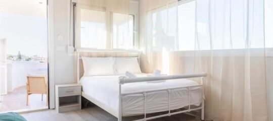 Elegant Suite near Beach 7