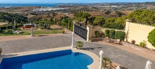 Getaway in Villa Roca Dormitory room