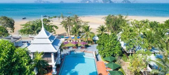 Anyavee Tubkaek Beach Resort