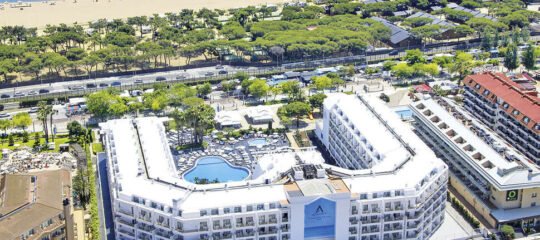 Aqua Hotel Aquamarina & Spa