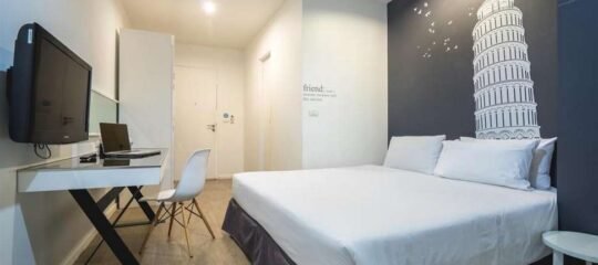 Blu Monkey Bed & Breakfast