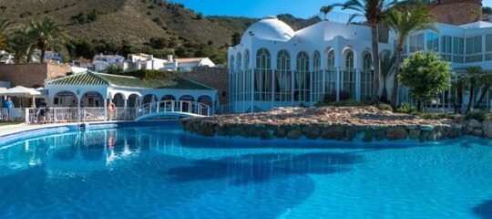 El Capistrano Village - inclusief huurauto