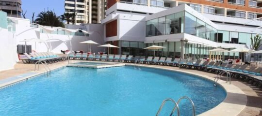 Flamingo Beach Resort