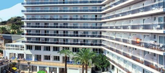 Hotel Oasis Park Splash