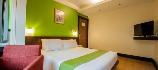 The Seasons Bangkok Huamark