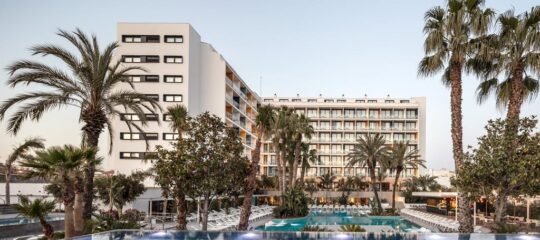 AQUA Hotel Silhouette & Spa