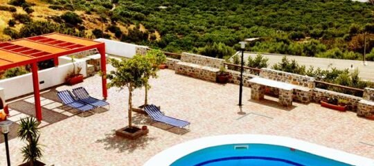 Apartments Filoxenia and Villas - inclusief huurauto