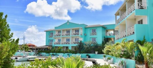 Ocean Breeze Boutique Hotel & Marina