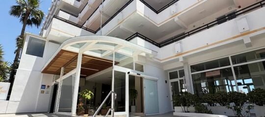 Coral Ocean View - adults only