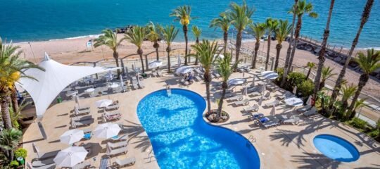 Caprici Beach Hotel & Spa