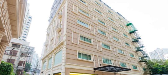 Kingston Suites