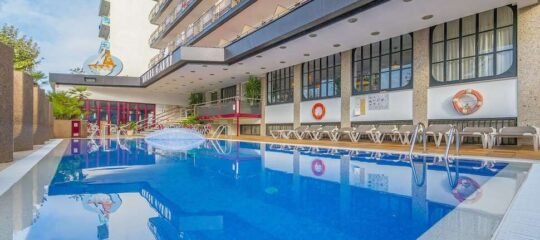 Checkin Garbi Hotel