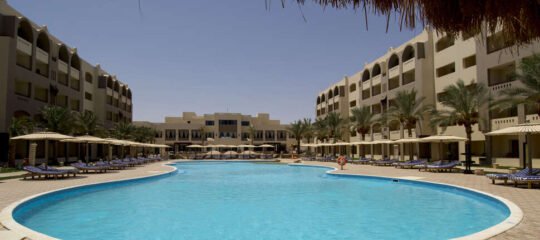El Karma Aqua Beach Resort