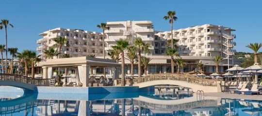 Hotel Atlantica Ocean Beach Resort