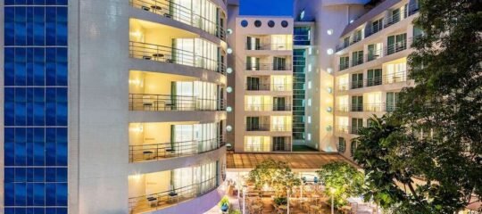 Blue Cabin Hotel