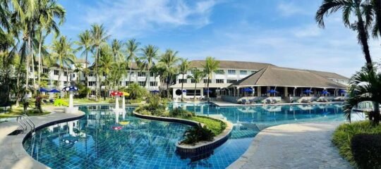 NH Boat Lagoon Phuket Resort