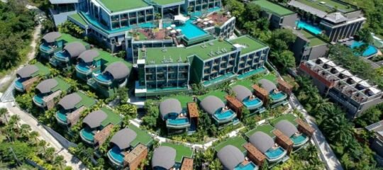 The Crest Resort & Pool Villas