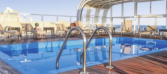 Baia Beach Hotel