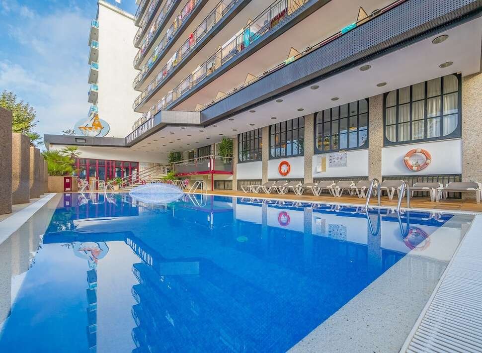 Checkin Garbi Hotel
