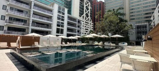 Floral Court Hotel & Residence