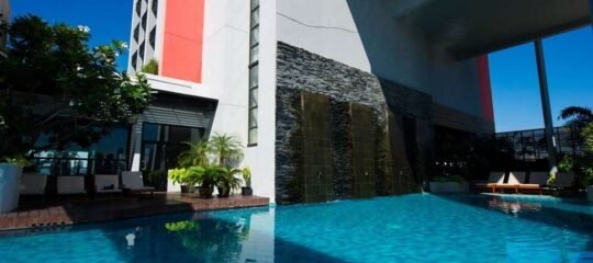 Grand Howard Hotel