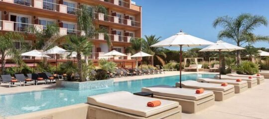 Lunas Resort Yoga & Spa