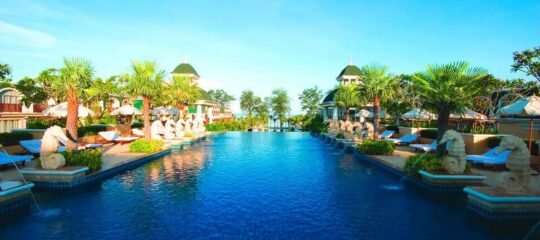 Phuket Graceland Resort & Spa