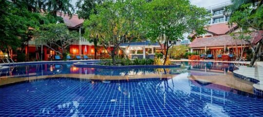 Phuket Leelavadee Hua Ting Resort