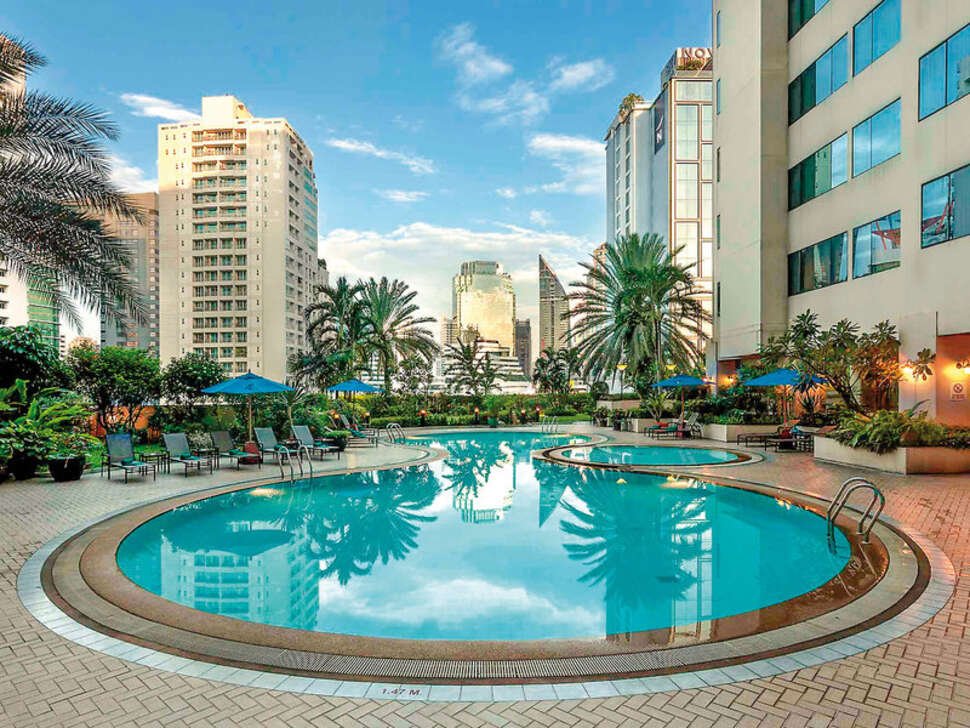 Rembrandt Hotel & Towers