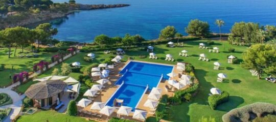 The St. Regis Mardavall Mallorca Resort